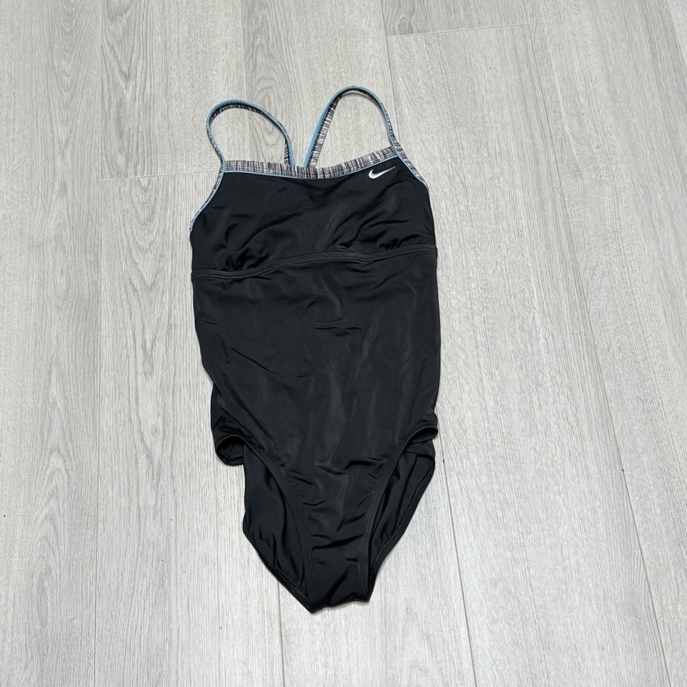 Nike One Piece Keyhole  Swimwear
